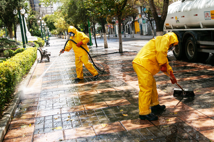 Limpieza en calles y mercados de La Paz