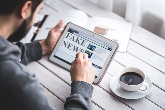 Las ‘fake news’ se expanden en Chile tan rápido como el COVID-19