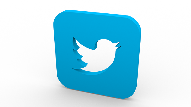 Twitter etiquetará cuentas de funcionarios públicos