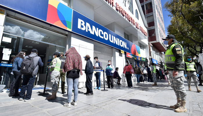 Alertan afectaciones por diferimiento en pago de créditos en Bolivia
